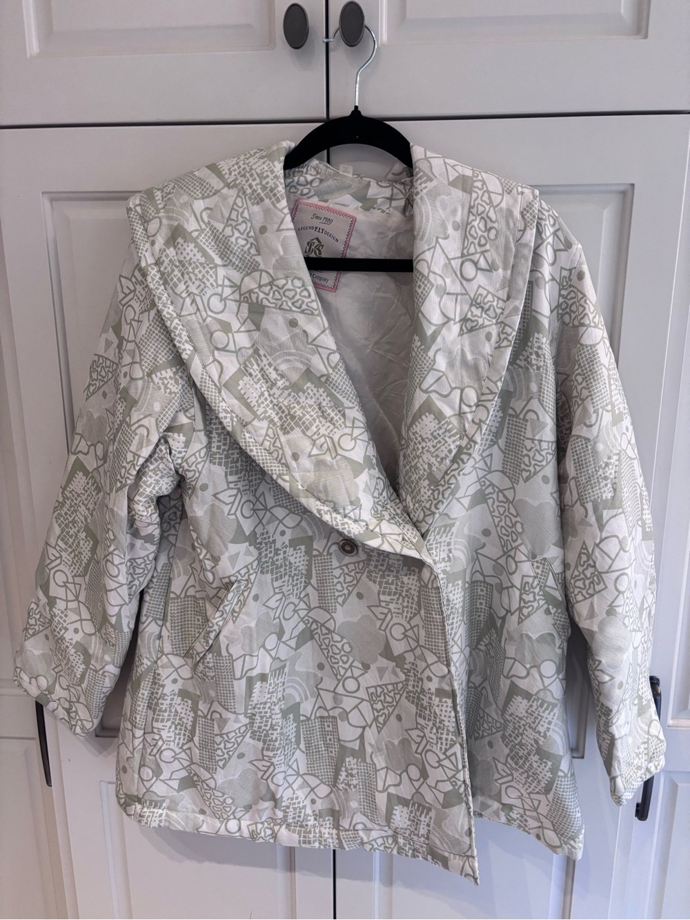 Vintage Baracco sport company 100% silk quilted jacket women’s shawl collar
